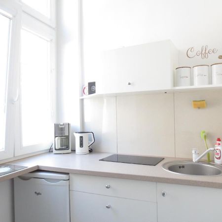 Lovely Apartment In The Heart Of The Old Town กดัญสก์ ภายนอก รูปภาพ